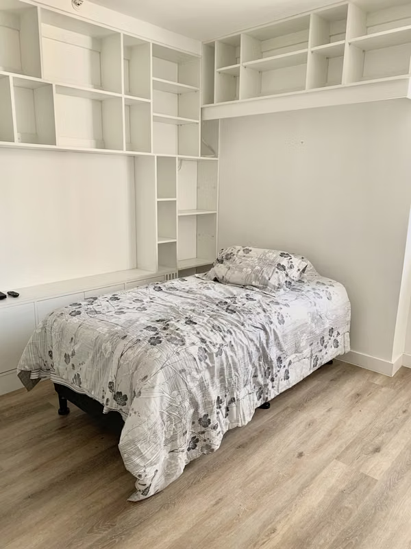 FOR RENT EXCLUSIVE APARTMENT IN CLAYTON PARK