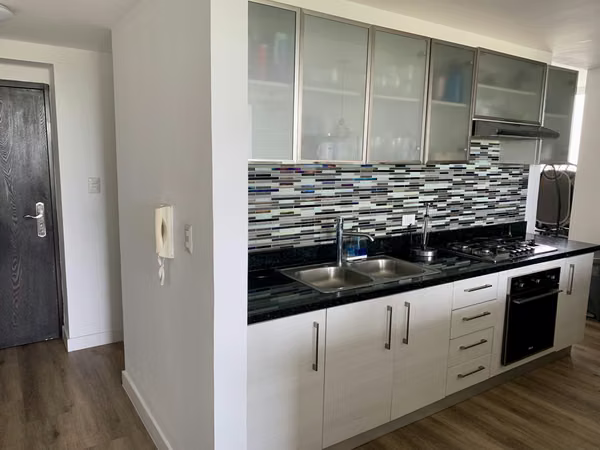 FOR RENT EXCLUSIVE APARTMENT IN CLAYTON PARK