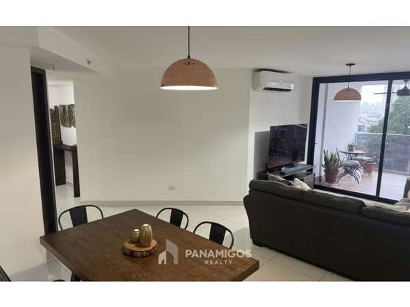 Apartamento en venta amoblado en PH Carreras Tower- El Cangrejo