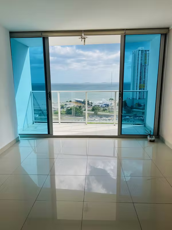 APARTMENT FOR SALE IN SAN FRANCISCO, 124M2, 2 BEDROOMS, WITH OCEAN VIEW.