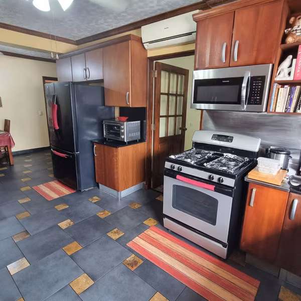 INCREDIBLE DEAL IN EL CANGREJO!