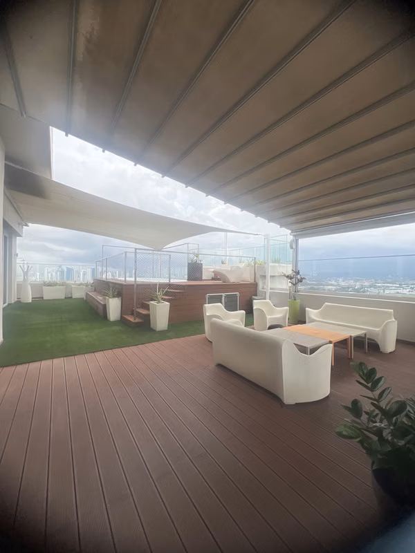 Alquiler de Bello Penthouse en Santa Maria