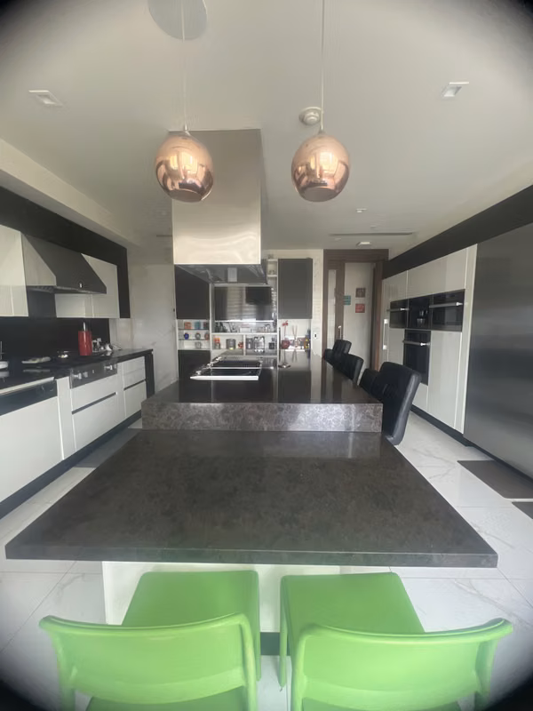 Alquiler de Bello Penthouse en Santa Maria