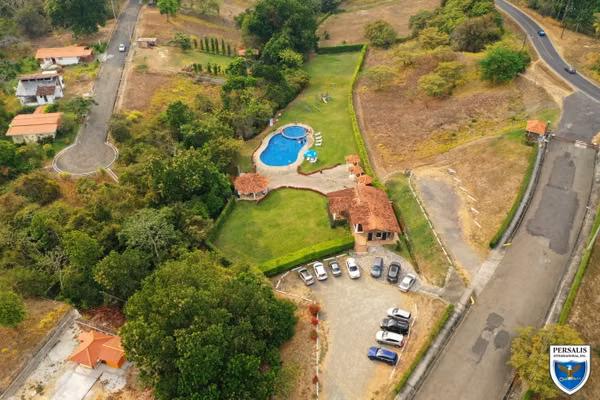 ¡Tu terreno en El Valle! Ubicación Privilegiada en El Valle Village - EPG Real Estate