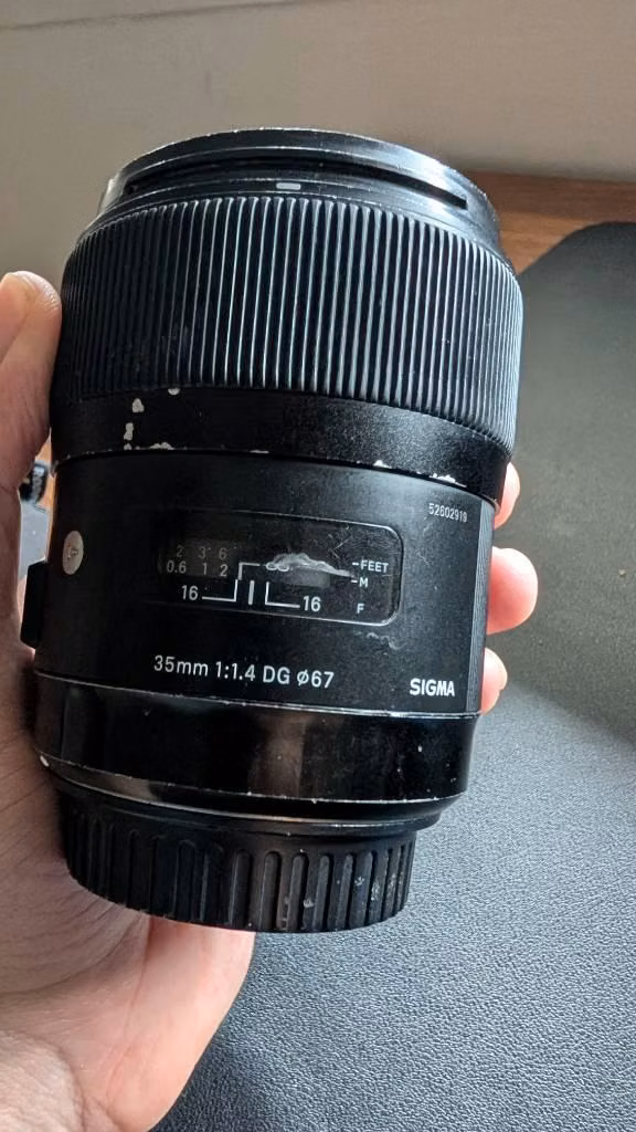 Vendo Lente Sigma 35mm EF 1.4