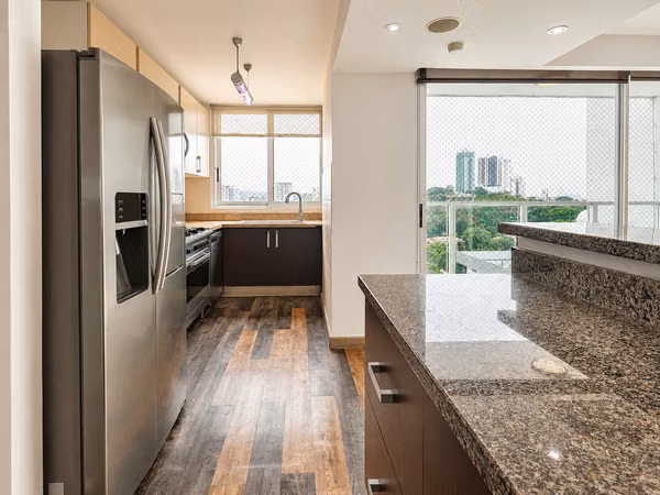 APARTMENT FOR SALE IN THE INNOVA TOWER BUILDING