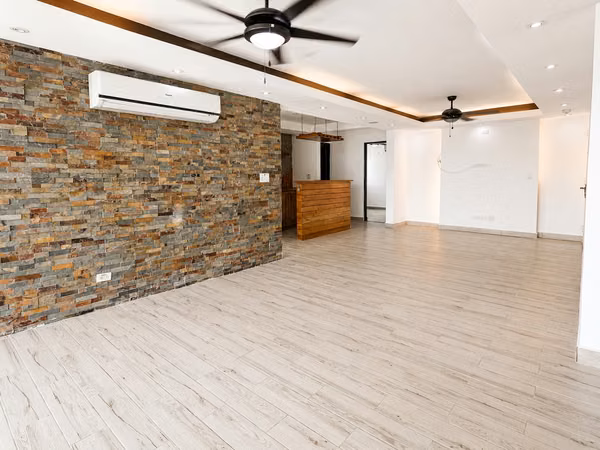 APARTMENT FOR SALE IN THE INNOVA TOWER BUILDING