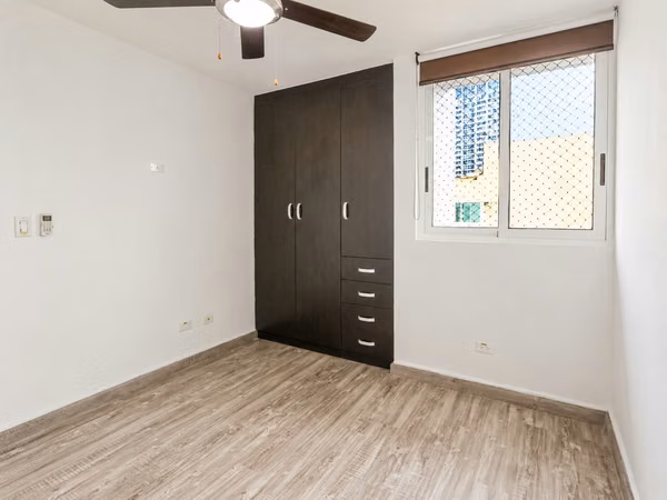 APARTMENT FOR SALE IN THE INNOVA TOWER BUILDING