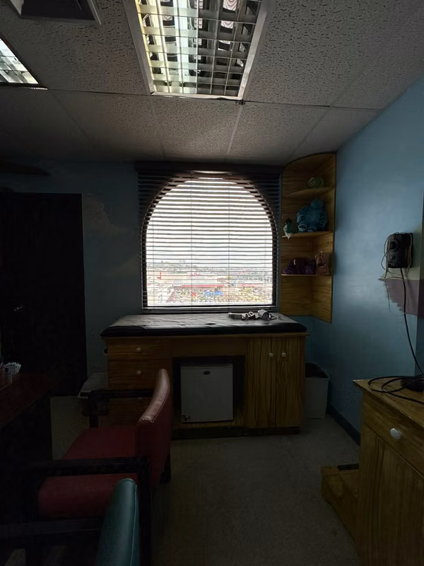 Consultorio en venta – San Judas Tadeo, San Miguelito NISAL