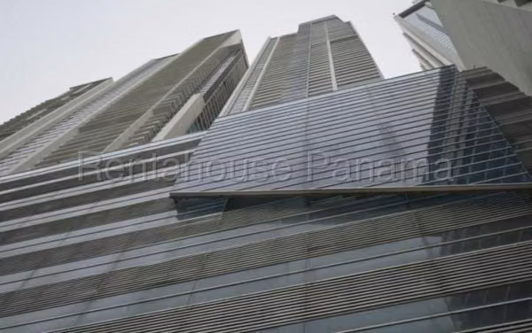 Apartment for Rent on Avenida Balboa JG