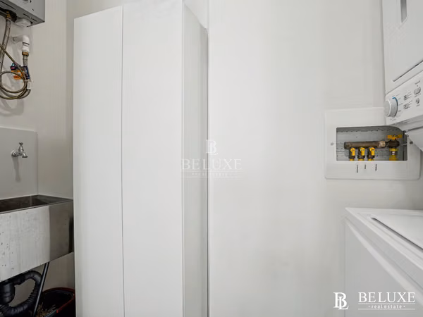 OCEAN-VIEW APARTMENT FOR SALE IN PH VENTANAS DEL MAR 4, PLAYA CARACOL(2)