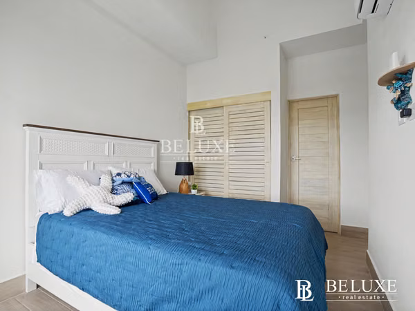 OCEAN-VIEW APARTMENT FOR SALE IN PH VENTANAS DEL MAR 4, PLAYA CARACOL(2)