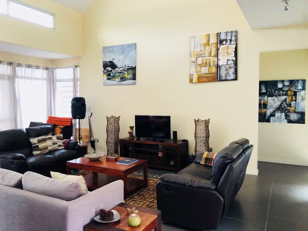 SE VENDE CASA EN ALTOS DEL MARIA