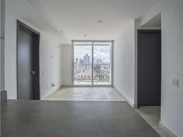 Venta de Apartamento en Parque Lefevre, PH Alegría