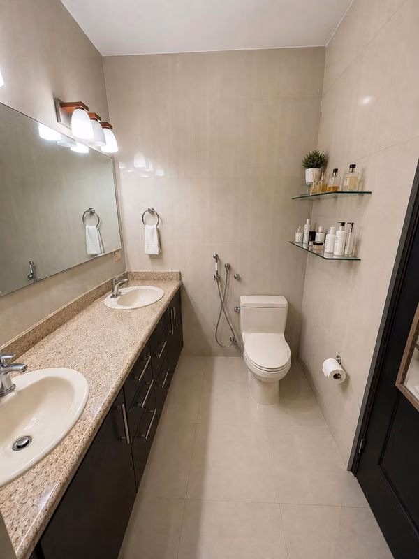 SE ALQUILA APARTAMENTO EN SAN FRANCISCO CON VISTAS PANORAMICAS