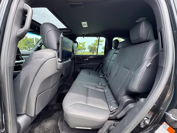 2026 LEXUS LX 600