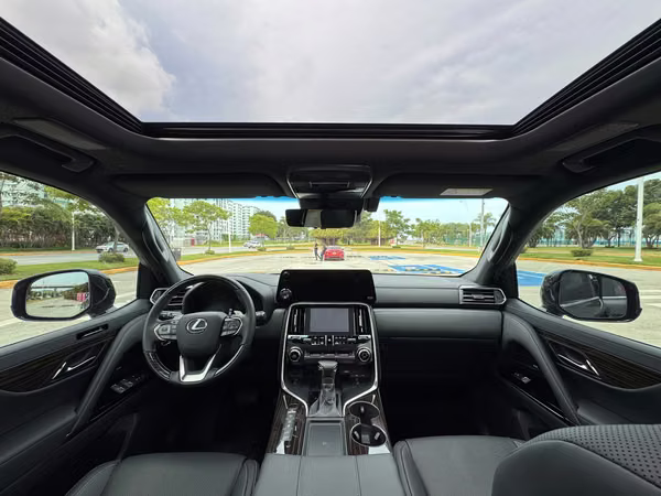 2026 LEXUS LX 600