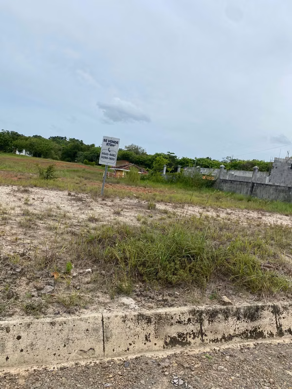 Build Your Dream Getaway in El Valle de Antón!