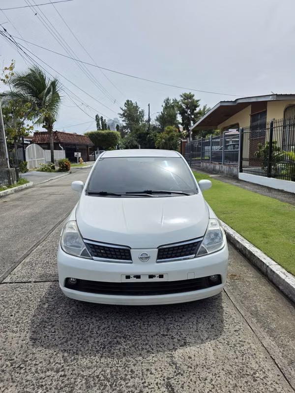 Nissan Tiida 2008 Automatico 1 Solo Dueño Poco Uso Buenas Condiciones Precio 4,999 NEGOCIABLE
