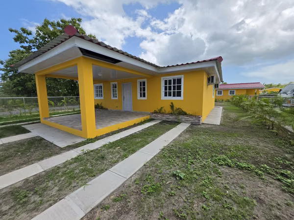 VENDO CASA. SANTA CLARA. NUEVA. PLAYA.