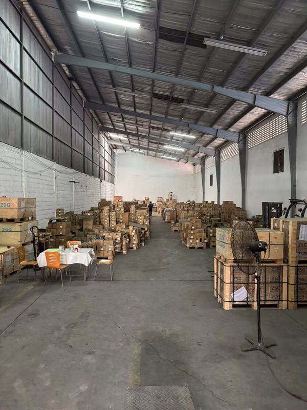 BODEGA EN ZONA LIBRE DE COLÓN