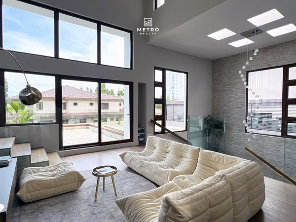 Mansion for Sale in Costa del Este Residencial Balmoral