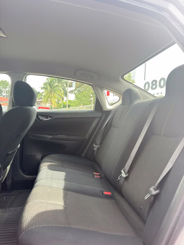 NISSAN SENTRA 2018