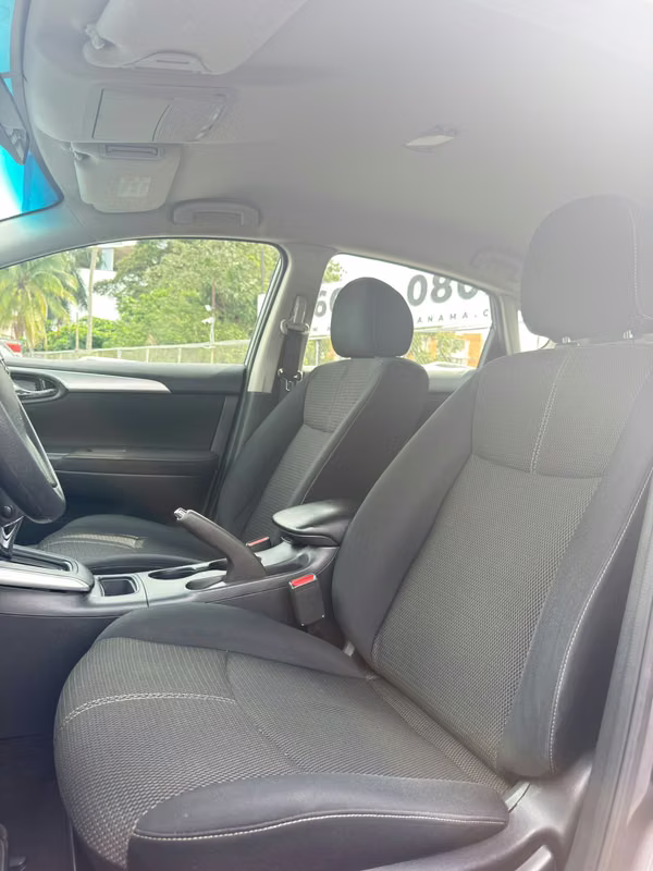 NISSAN SENTRA 2018