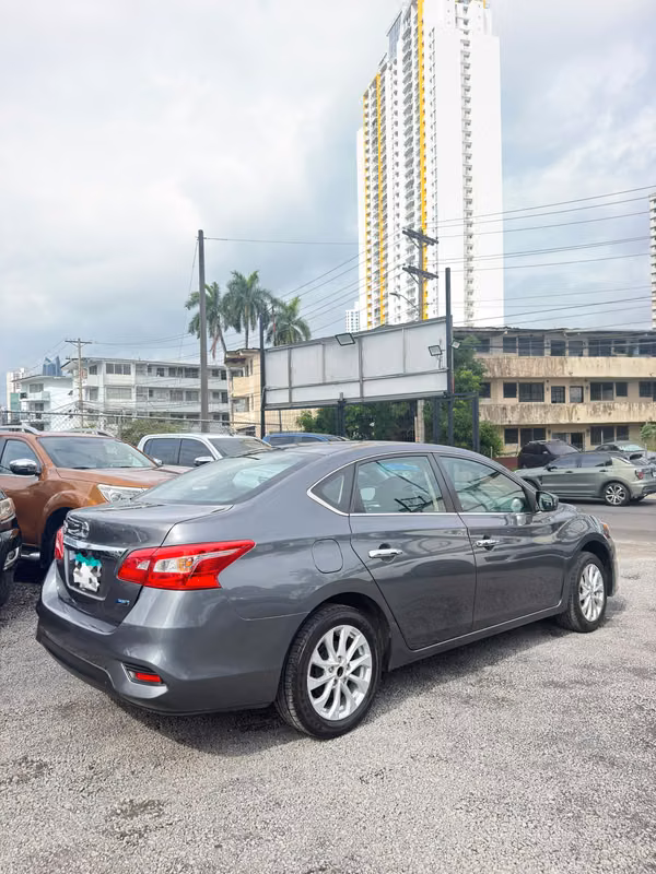 NISSAN SENTRA 2018