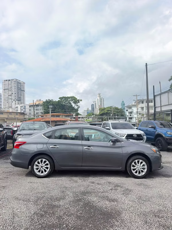 NISSAN SENTRA 2018