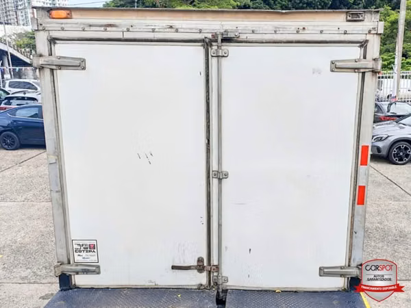 ISUZU CAMION 2020 con 112,000kms