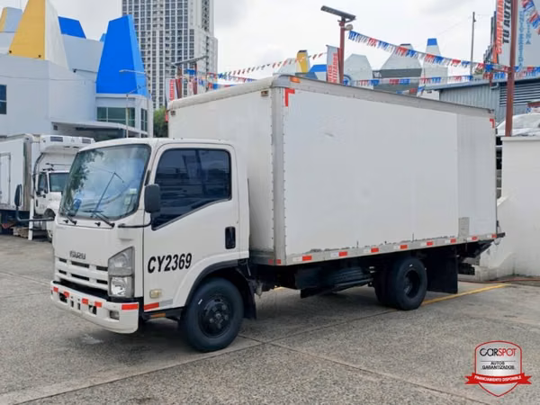 ISUZU CAMION 2020 con 112,000kms