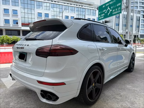 Porsche Cayenne GTS