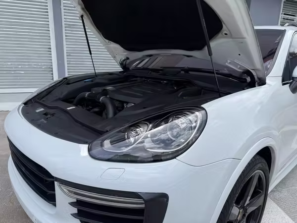 Porsche Cayenne GTS