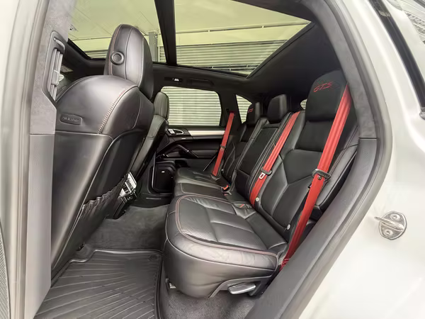Porsche Cayenne GTS