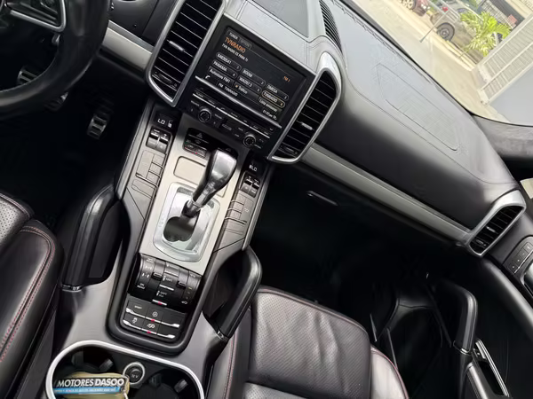 Porsche Cayenne GTS