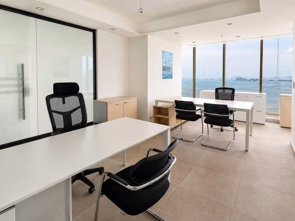 OFFICE FOR SALE IN BICSA FINANCIAL AVE. BALBOA