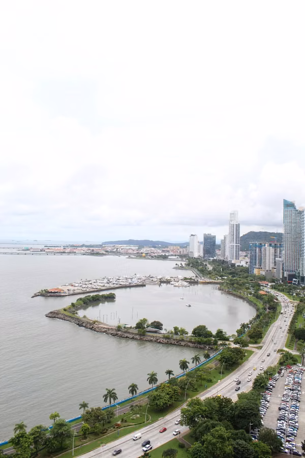 Alquiler de apartamentos de 308 mts en Ph Waters/ Avenida Balboa