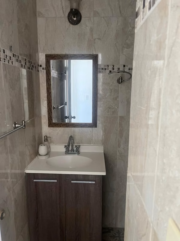 Se alquila o se vende apartamento Centenario