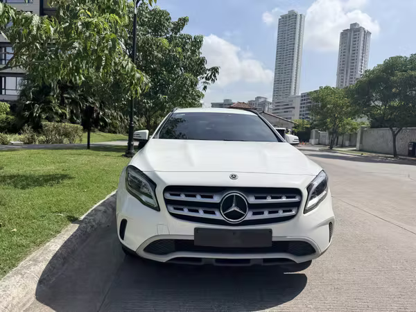 Solo 24 mil kms año 2020 Mercedes GLA