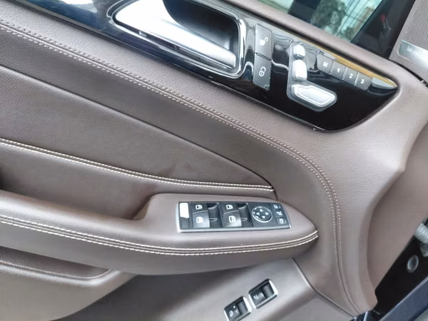 MERCEDES BENZ GLS 350D 2016 FULL EXTRA