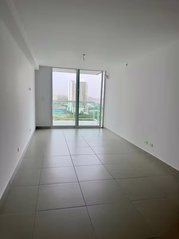 Brand-New Apartment for Rent in Condado del Rey