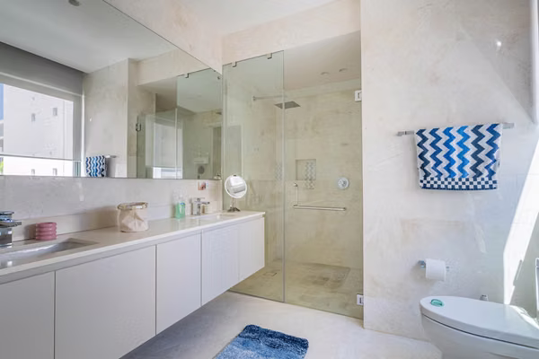 Selling Villa in Ocean Reef Islands