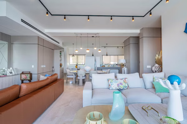 Selling Villa in Ocean Reef Islands