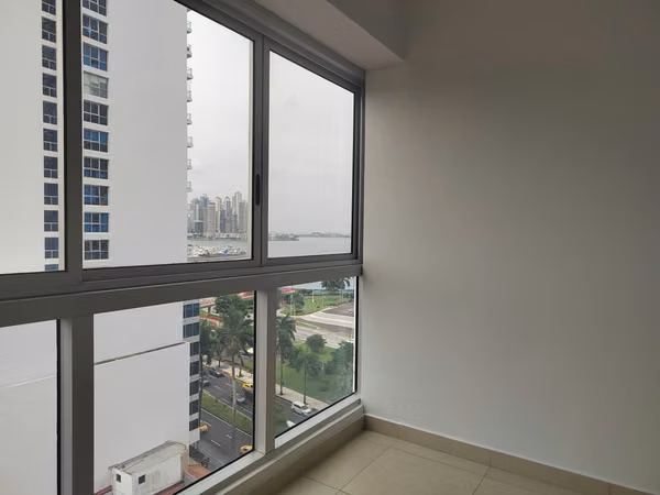 ¡EN VENTA! Apartamento PH Rivage Frente al Mar en Avenida Balboa