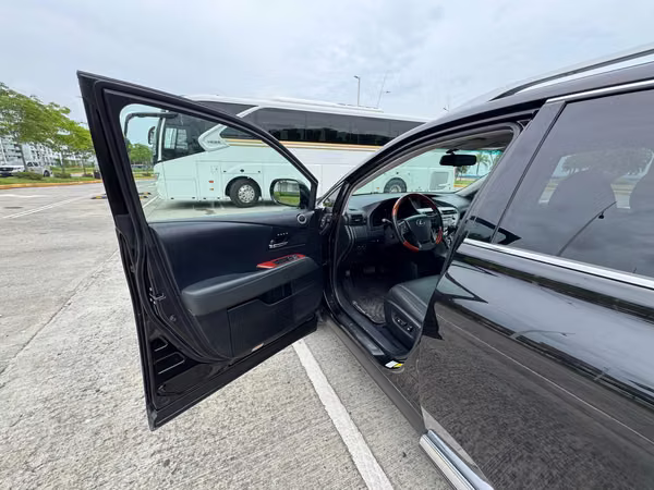 2013 LEXUS RX450 H 49,000 KILOMETROS