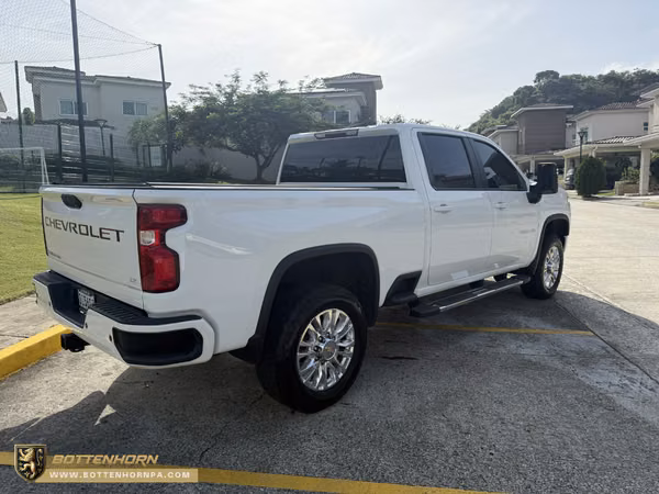 CHEVROLET SILVERADO V8 DIESEL