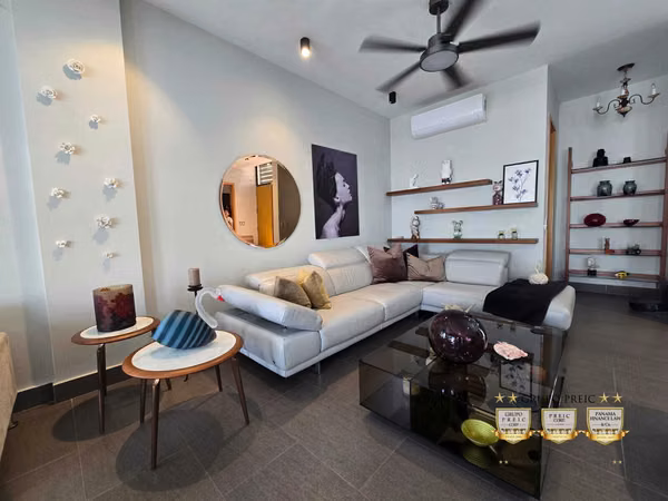 Luxury house for sale - Barrio Alto  AlTos de Panamá