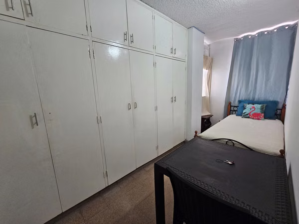 Fourth furnished near the subway of the wits and the Golden