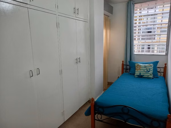 Fourth furnished near the subway of the wits and the Golden